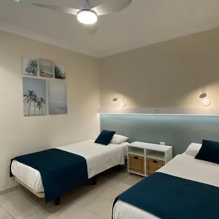 Granada * Playa del Inglés